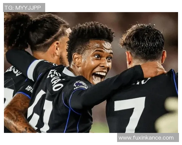 切尔西惊艳全网因意外举动登顶热搜榜引发球迷热烈讨论