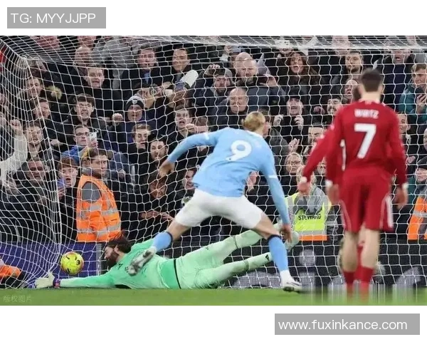 曼城夺冠背后那一刻的深情回望让人热泪盈眶